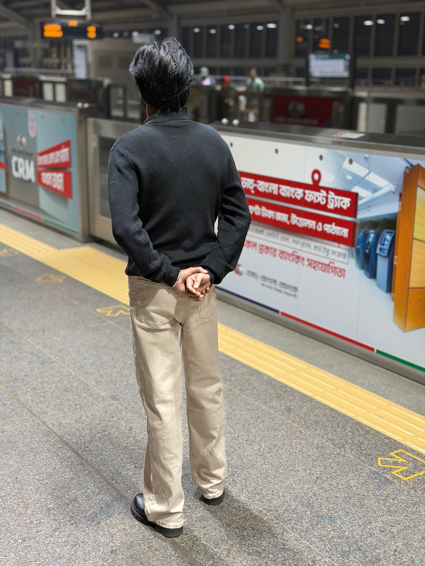 H&M straight-fit beige pants