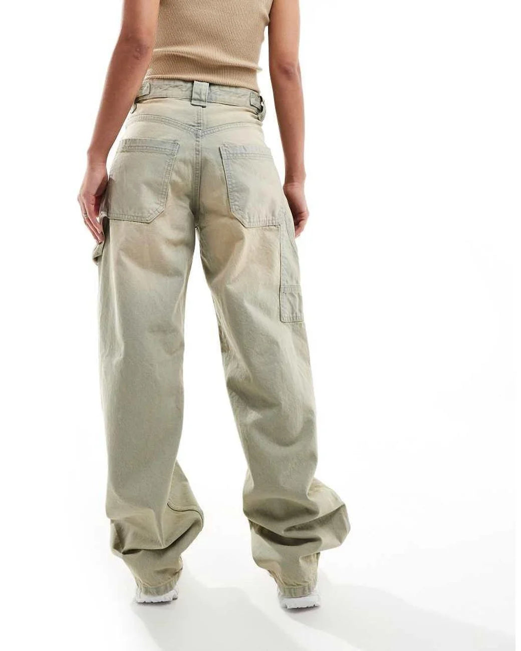 Bershka ballon carpenter jeans in sand bleach wash