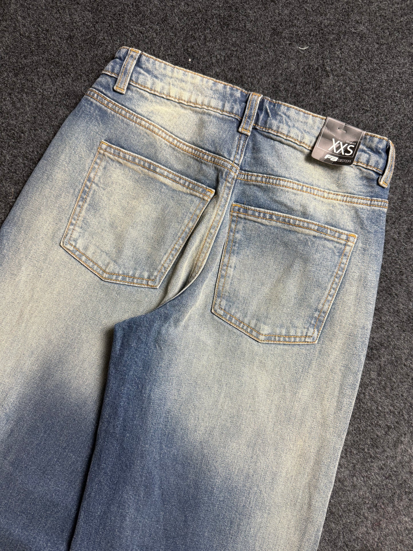 FB SISTER UNISEX BAGGY JEANS