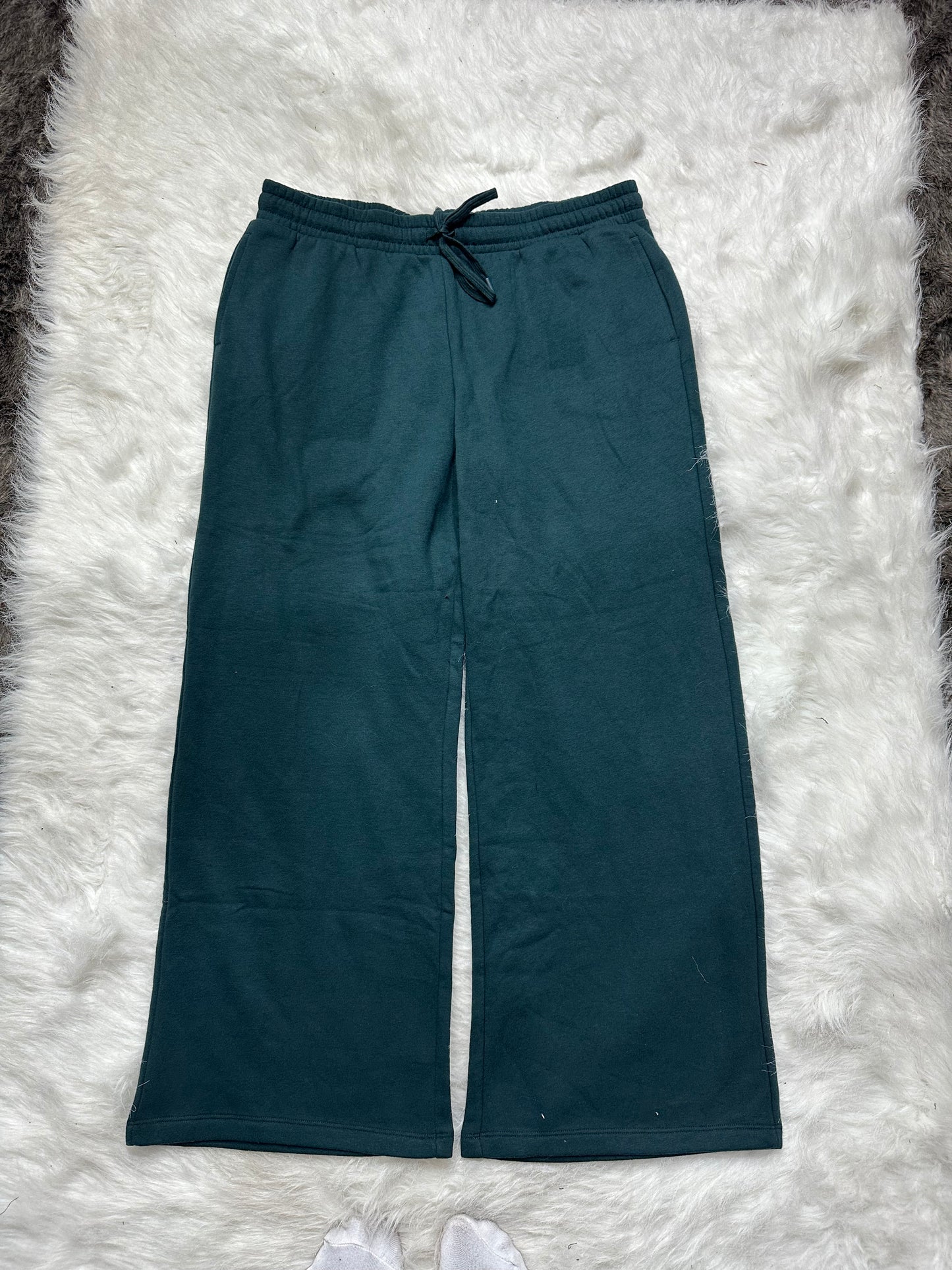 Wide Leg Sweatpants in Black
