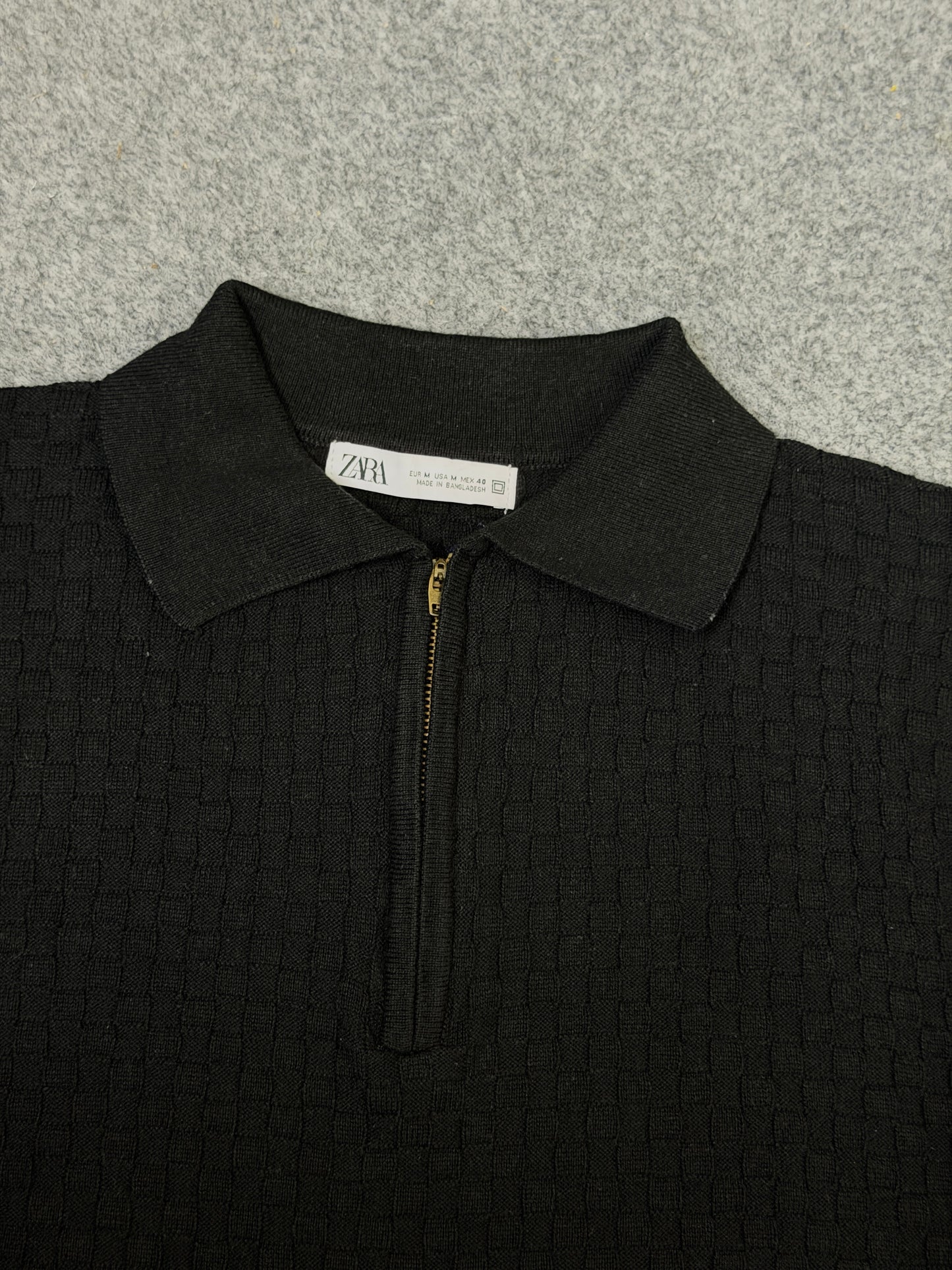 Textured Basketweave Knit Zip Polo – Black