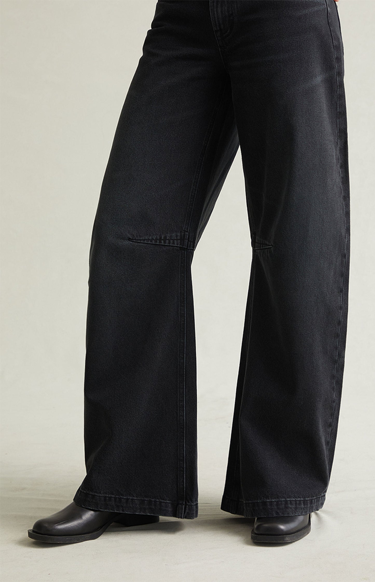 Pacsun Baggy Barrel Jeans Knee Dart Black