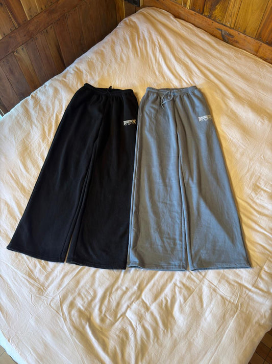 Reebok Identity Small Logo Fleece Wide Leg sweatpants