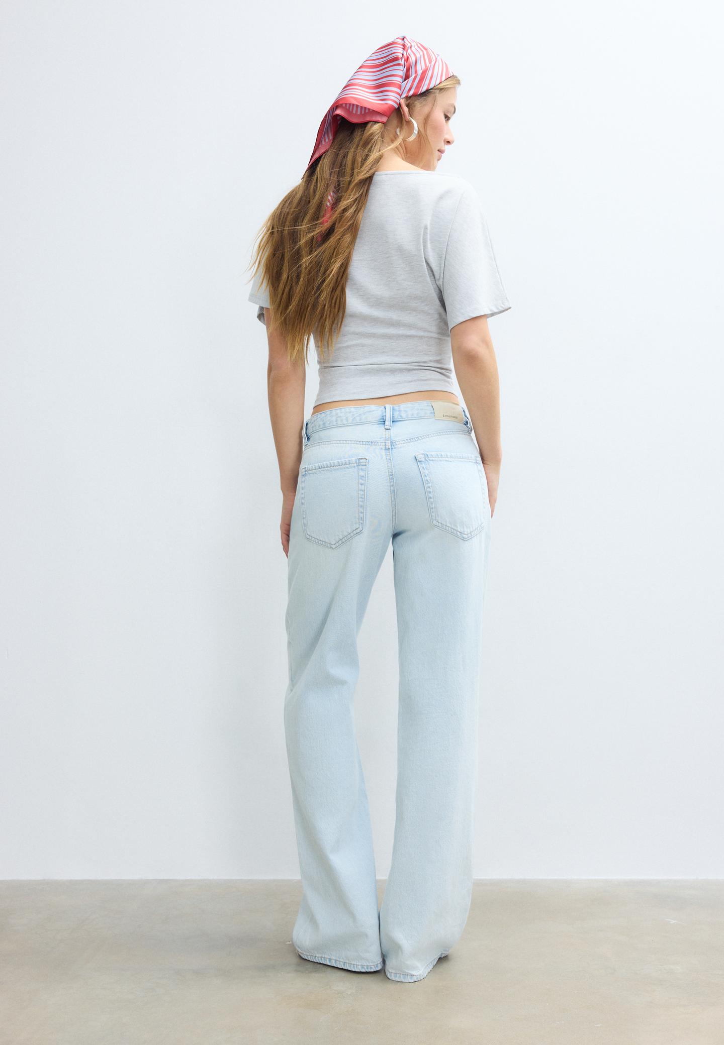 LOW WAIST WIDE-LEG JEANS by STRADIVARIUS