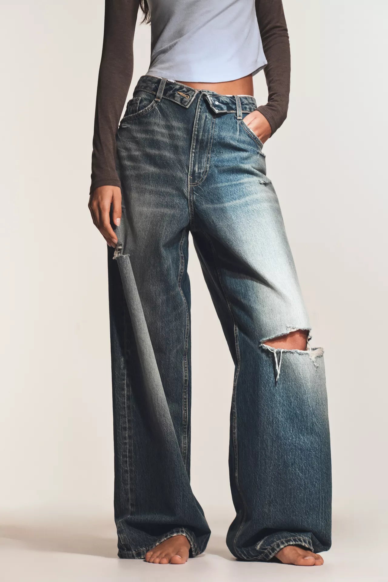 TRF MID-RISE FOLDED WAIST JEANS