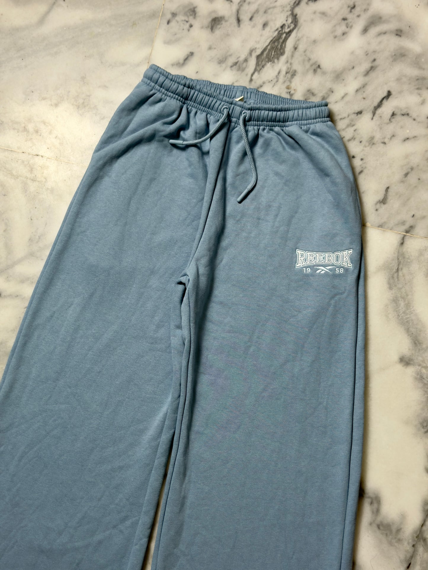Reebok Identity Small Logo Fleece Wide Leg sweatpants