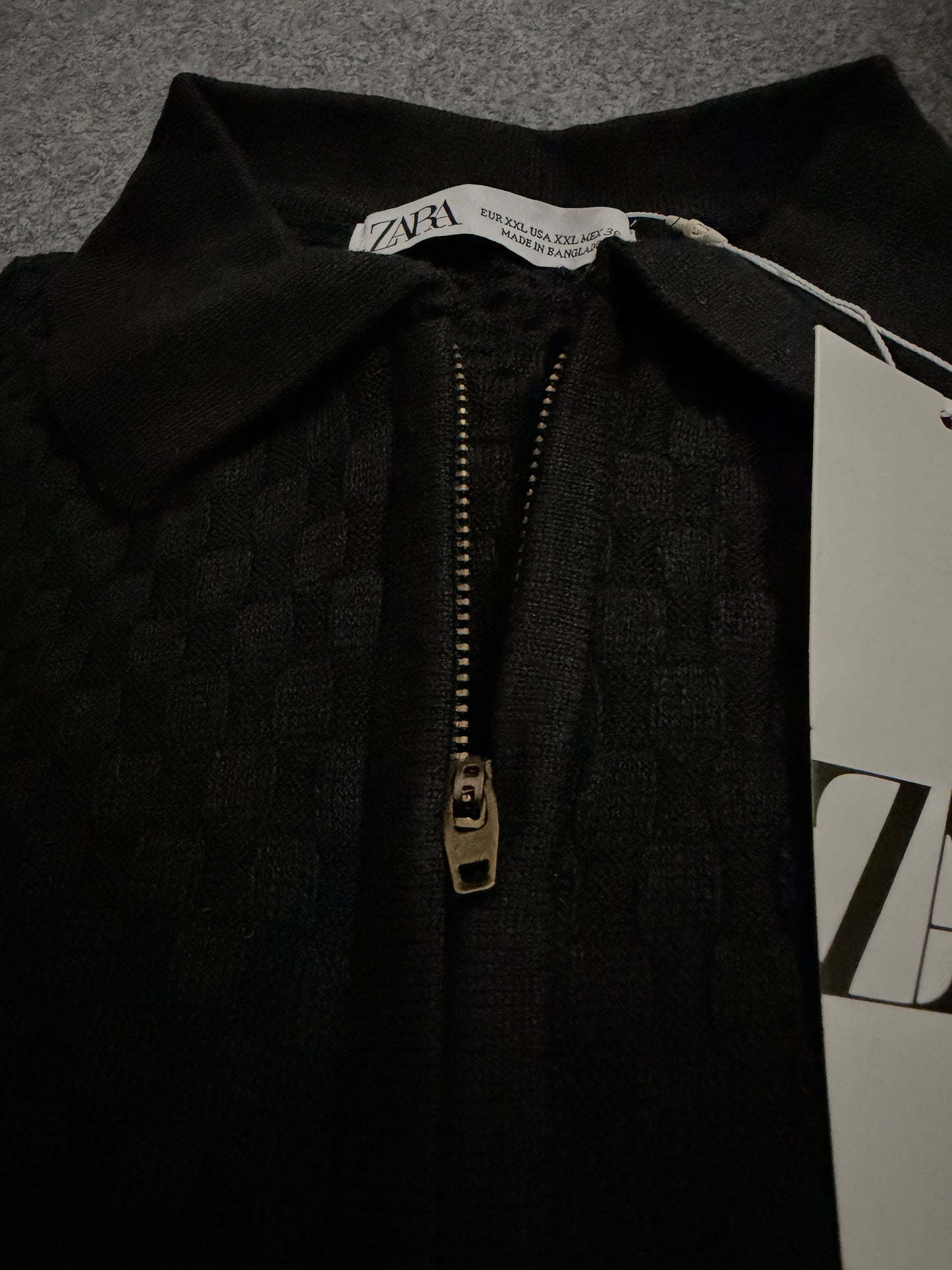Textured Basketweave Knit Zip Polo – Black