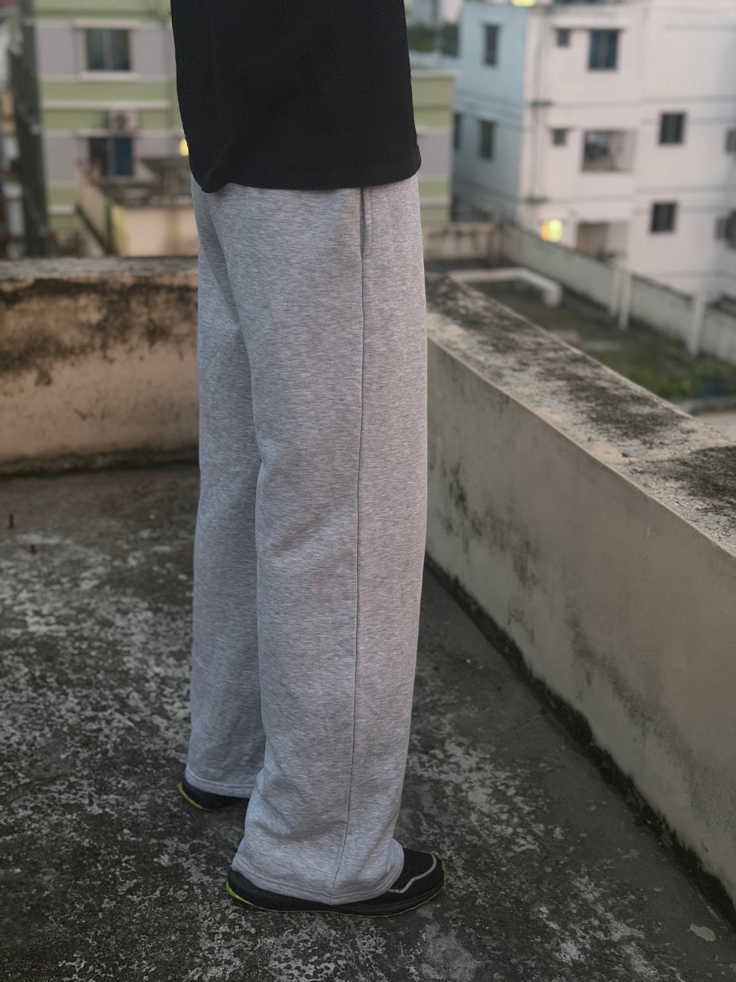 Reebok Identity Small Logo Fleece Wide Leg sweatpants