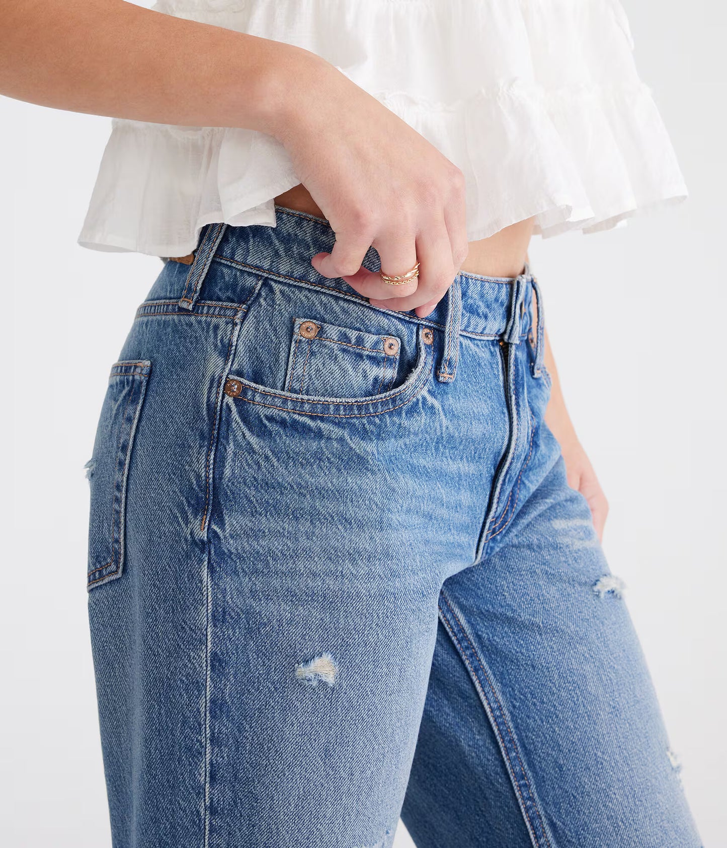 Aeropostale Low-Rise Relaxed Straight Leg Jeans