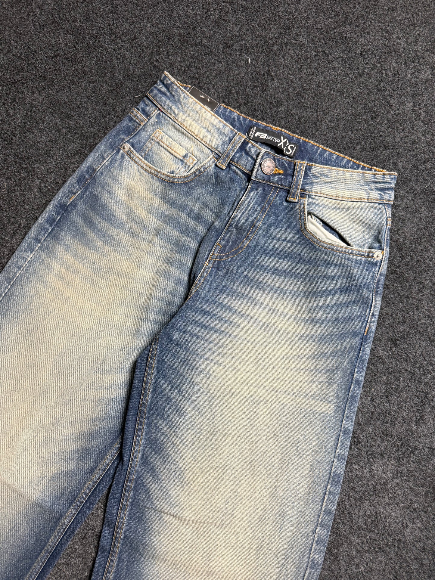 FB SISTER UNISEX BAGGY JEANS